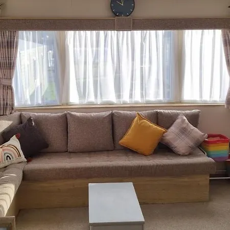 Vix Ventures, Autistim Friendly, Family & Dog Friendly Caravan Preston  Exterior photo