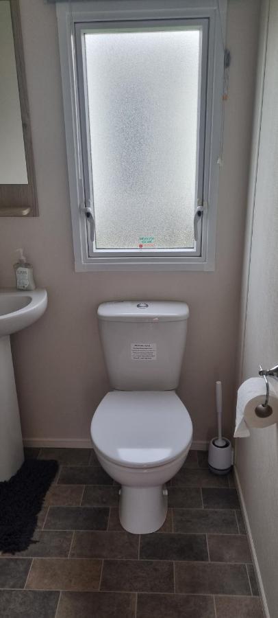 Vix Ventures, Autistim Friendly, Family & Dog Friendly Caravan * Preston (Dorset)