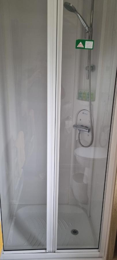 Vix Ventures, Autistim Friendly, Family & Dog Friendly Caravan Preston (Dorset)