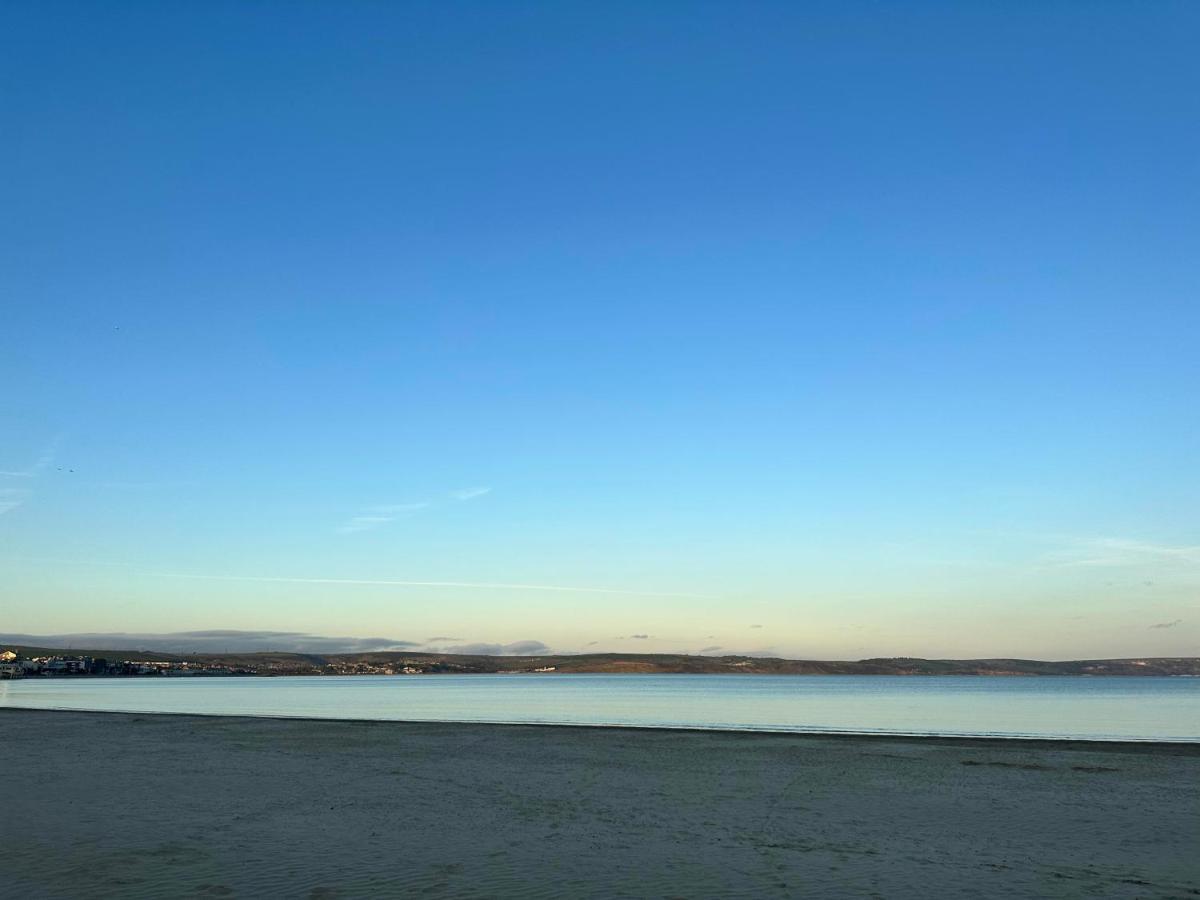 Vix Ventures, Autistim Friendly, Family & Dog Friendly Caravan Apartment
